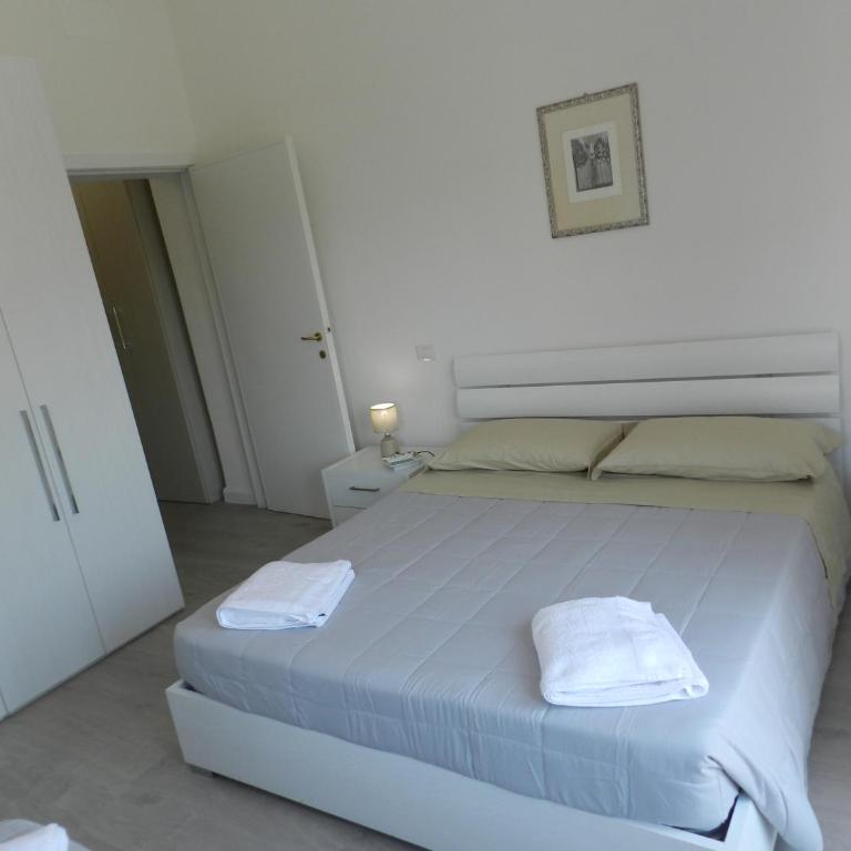 Appartamenti Via Cortonese 1 - Appartamento con 2 Camere da Letto - 21