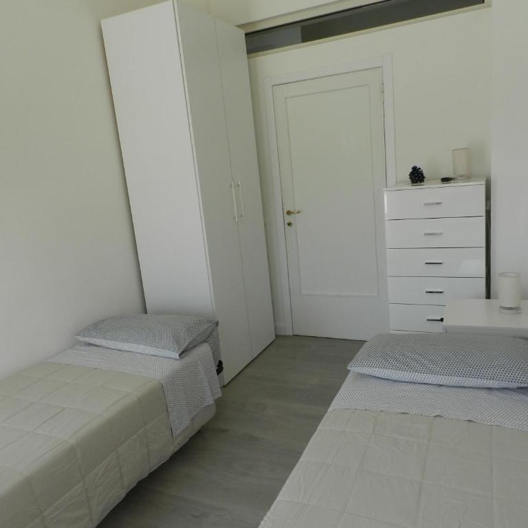 Appartamenti Via Cortonese 1 - Appartamento con 2 Camere da Letto - 15