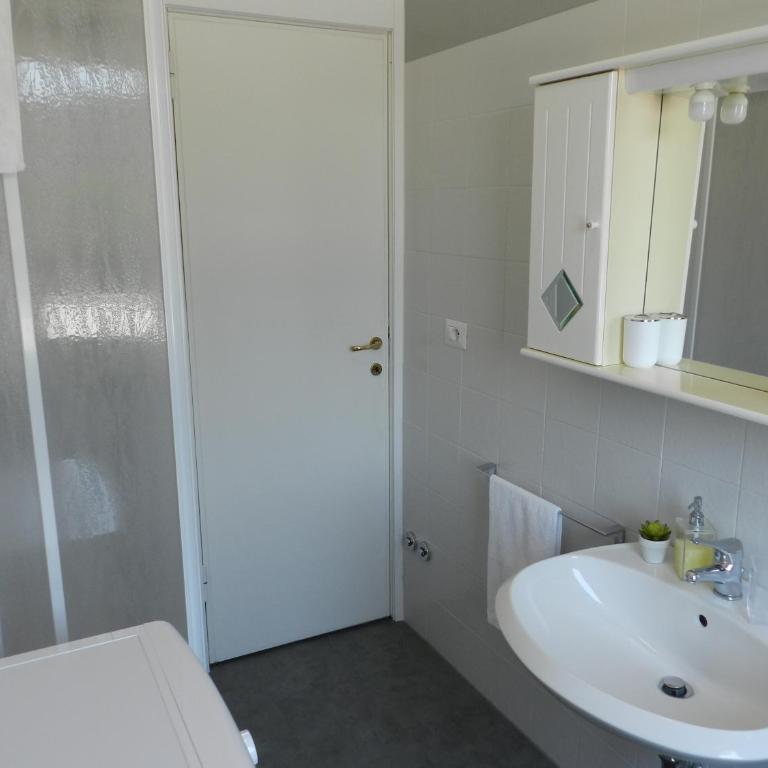 Appartamenti Via Cortonese 1 - Appartamento con 2 Camere da Letto - 18