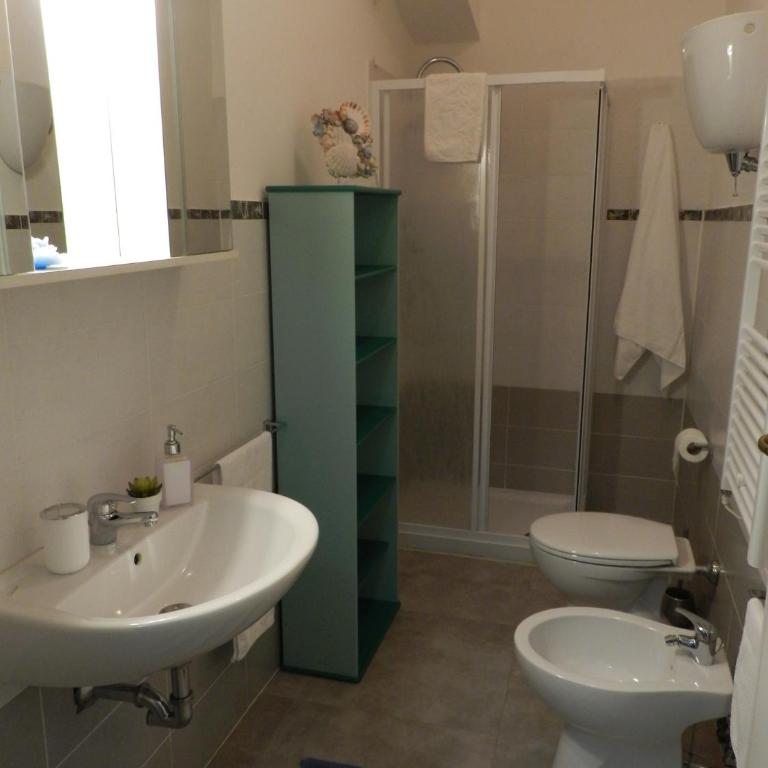 Appartamenti Via Cortonese 1 - Appartamento con 2 Camere da Letto - 12