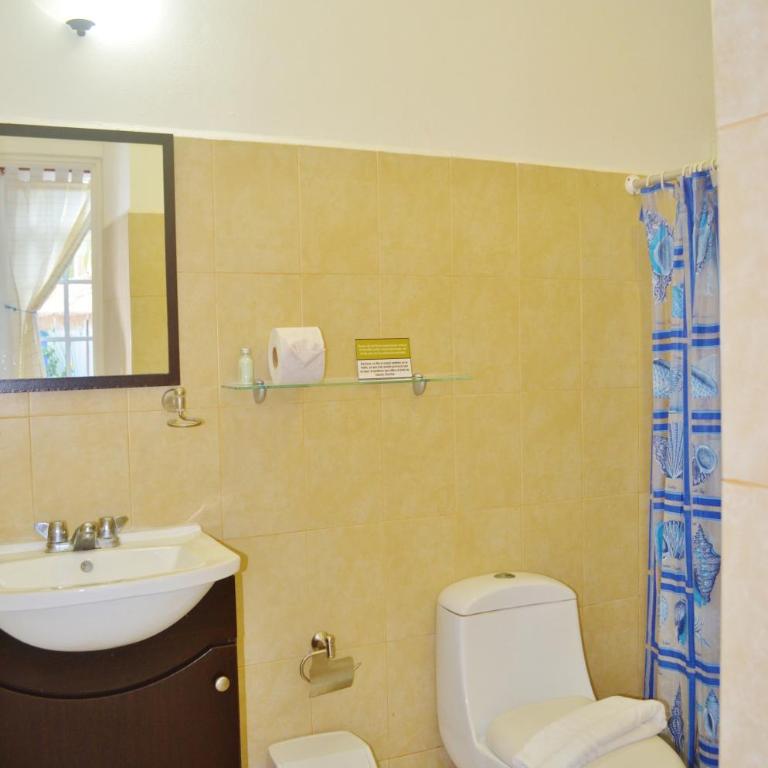 Corales Suites - Studio with Pool View - 1