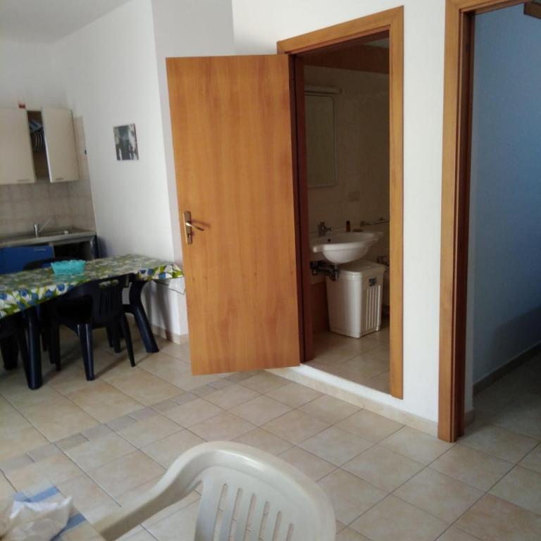 Appartamenti Marazzurro - Appartamento con 2 Camere da Letto senza Vista Mare - 11