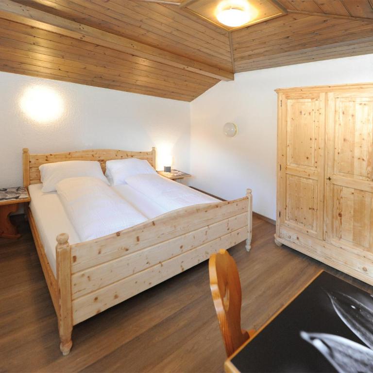 Chalet Gloria - Doppel- und Mehrbettzimmer - Doppelzimmer Schmittenhöhe - 1