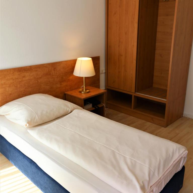 Hotel Christl München Innenstadt - Camera Singola con Bagno - 1