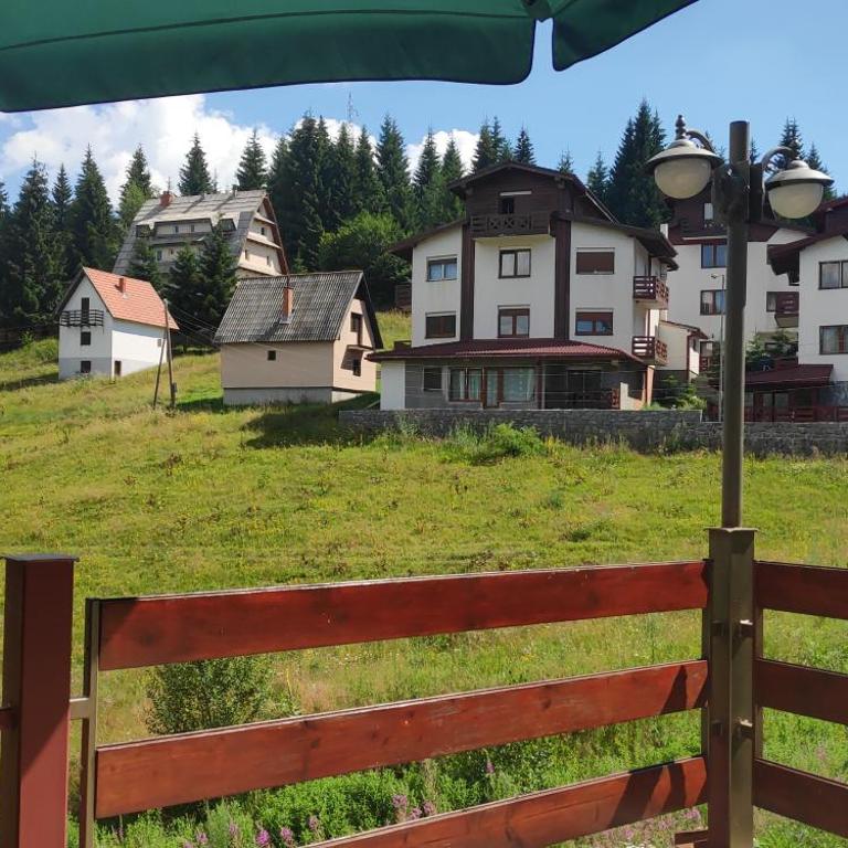 Apartment Isidora - Apartment with Mountain View - 13