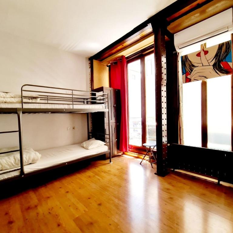 Arc House Madrid - Puerta del Sol Only Adults - Single Bed in Female Dormitory Room - 4