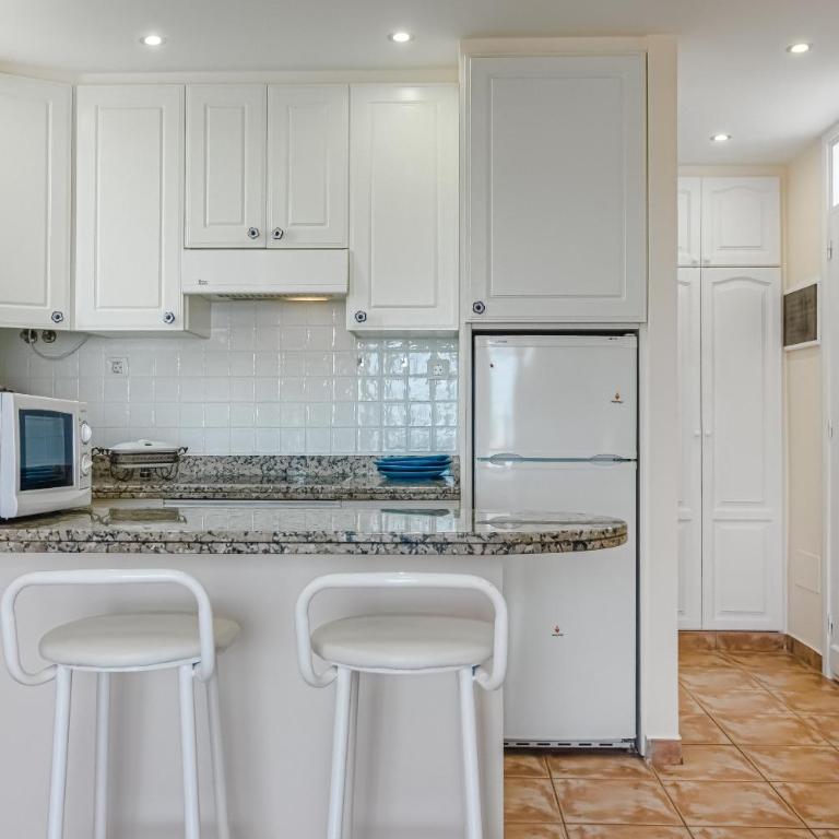 apartment APART AMERICA - 150 meters from the beach, free Wi-Fi - Apartamento de 1 dormitorio - 3