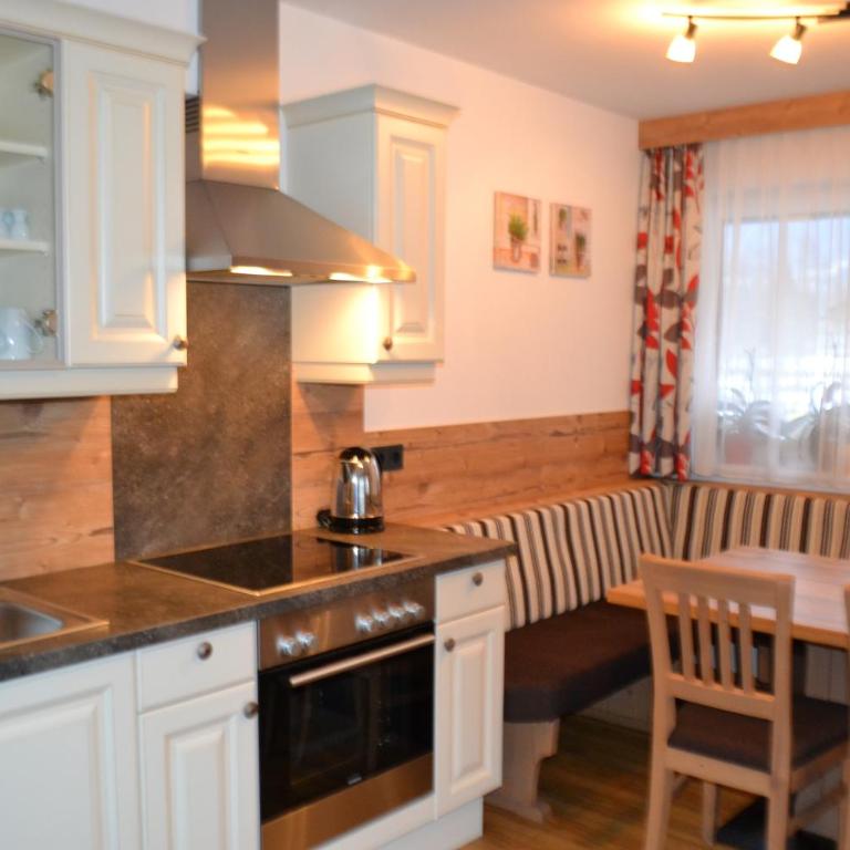 Landhaus Marina - Apartment mit 2 Schlafzimmern und Balkon - 11