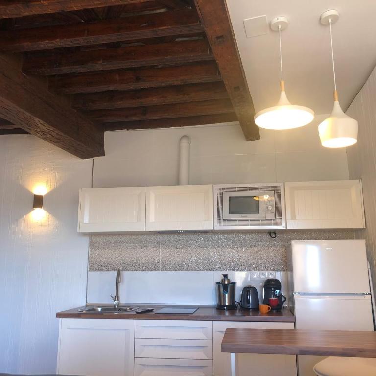 Alojamiento Turístico Alfonso y Catalina - Apartamento de 1 dormitorio - 10
