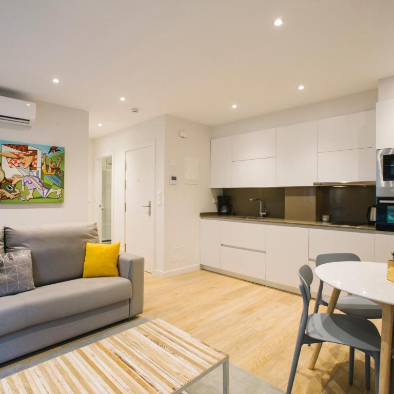 Apartamentos San Marcial 28 - Apartamento con balcón - 1