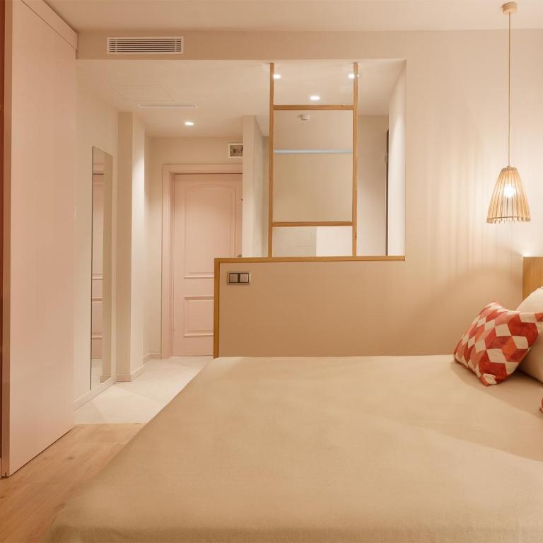 Hotel Maritim 4 Superior - Habitación Doble Deluxe Superior - 1 o 2 camas - 5