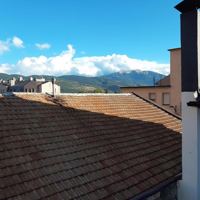 Hostal Fonda Prat - Camera Tripla con Bagno Privato - 8