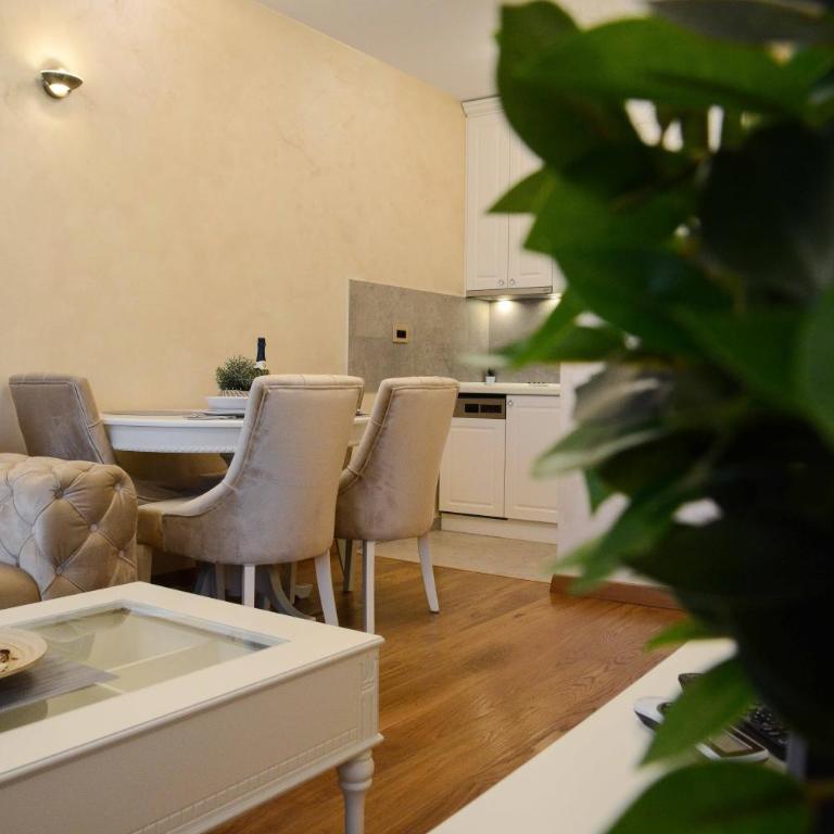 Tesla 70 Apartment with secure parking In the garage - Apartman sa 1 Spavaćom Sobom - 2