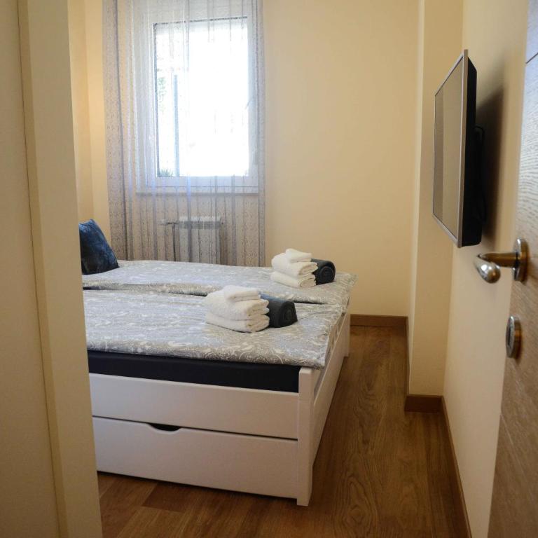 Tesla 70 Apartment with secure parking In the garage - Apartman sa 1 Spavaćom Sobom - 20