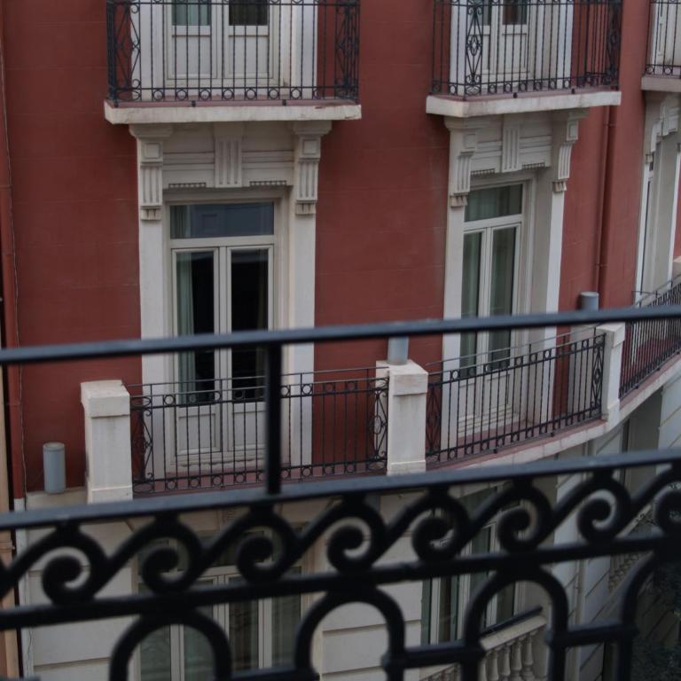 El 16 Ruzafa - One-Bedroom Apartment - 10