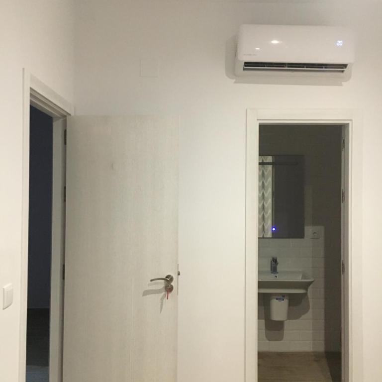 Alojamiento Saturno 1 - Habitación Doble con baño privado - 28