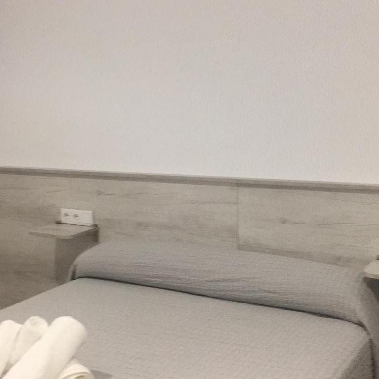 Alojamiento Saturno 1 - Habitación Doble con baño privado - 15