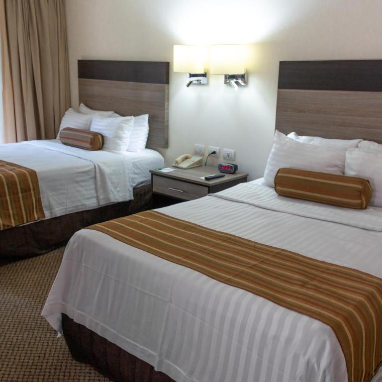 Wyndham Garden Guadalajara Expo Plaza del Sol - Habitación Doble con sofá cama, adaptada para personas de movilidad reducida - No fumadores - 5
