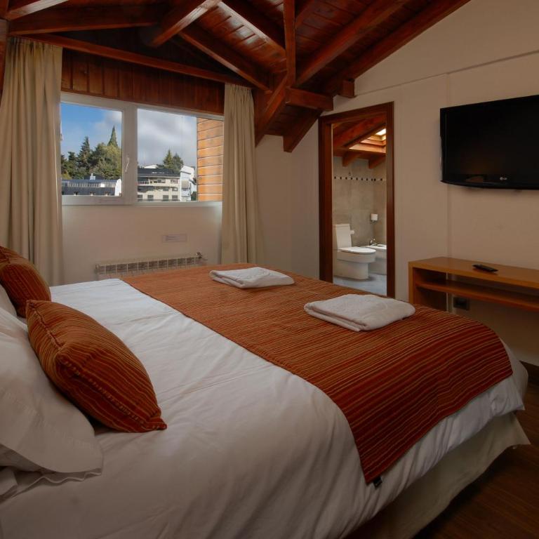 Hotel Tirol - Habitación Doble con vistas a la ciudad - 1 o 2 camas - 2
