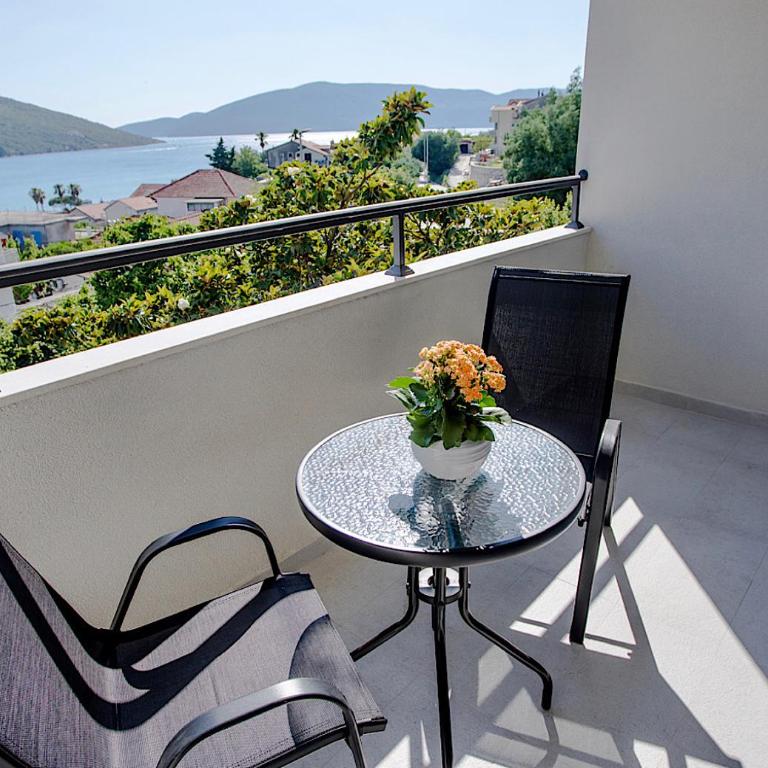 Hotel Olimpija plus - Deluxe Triple Room with Sea View - 9