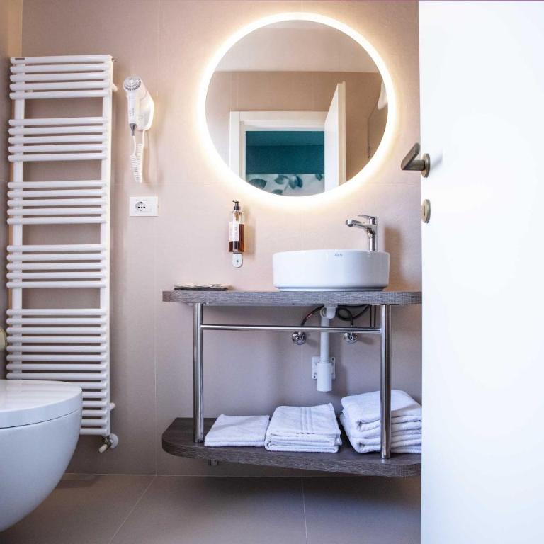 Hotel Regina Elena 57 & Oro Bianco SPA - Camera Queen - 5