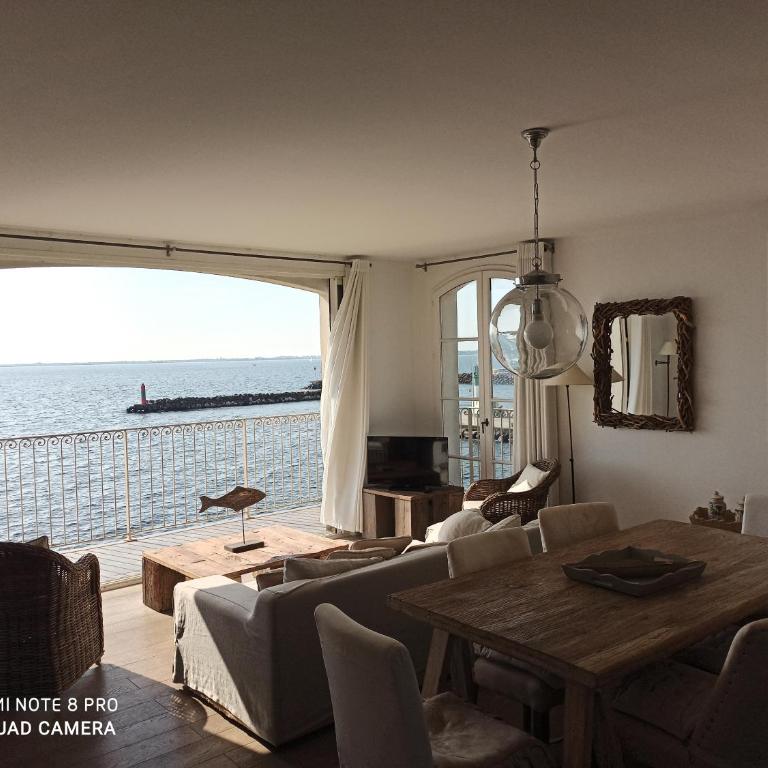 Port rive gauche Oyat - Appartement - 6