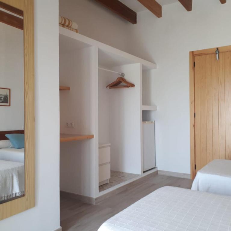 Hostal Marblau Ibiza - Habitación Doble - 2 camas - 5