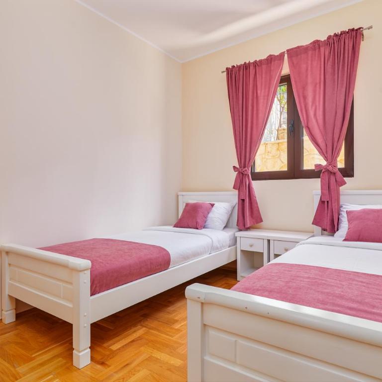 Kotor Sunset Apartments - Apartment with Terrace - 17