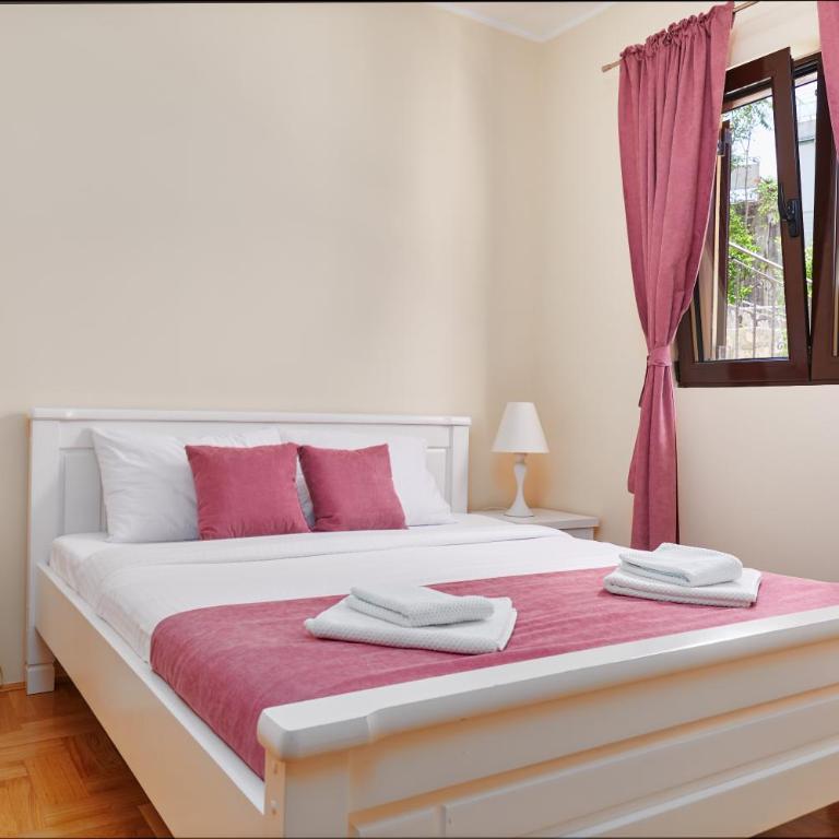 Kotor Sunset Apartments - Apartment with Terrace - 16