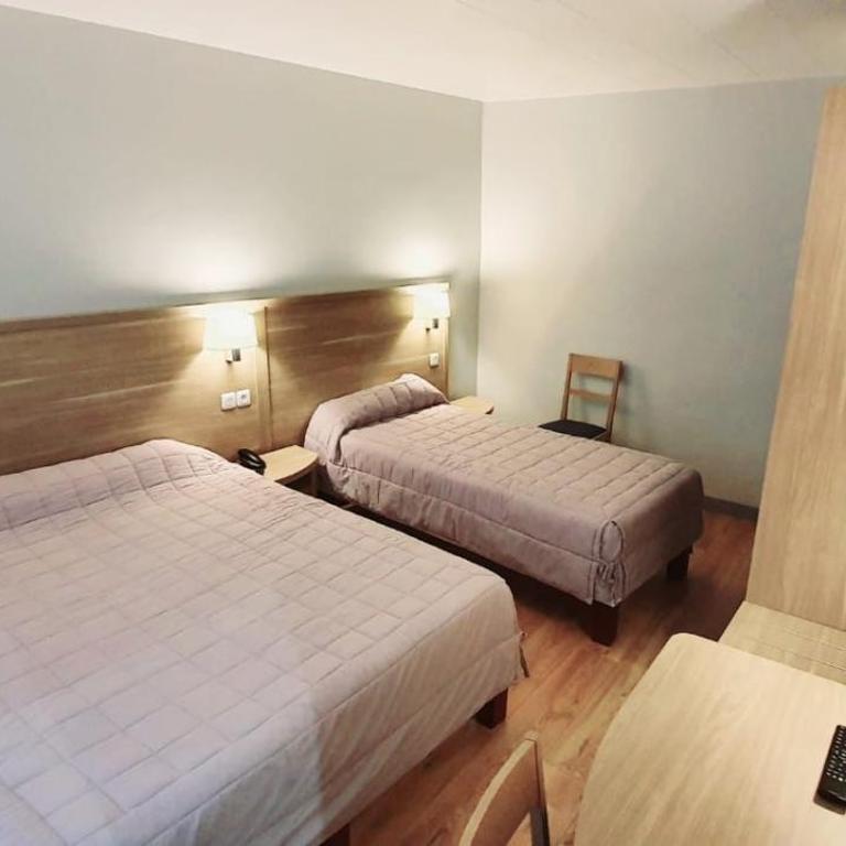 Hôtel des Pyrénées - Entre Bastille et Nation - Habitación Triple con ducha - 1
