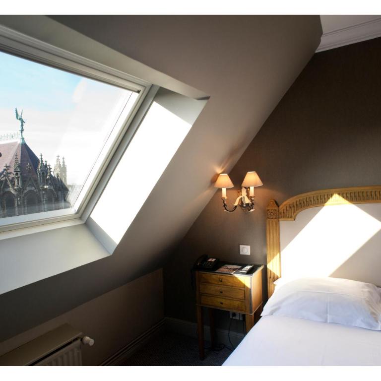 Hotel De La Treille - Chambre Double Deluxe - 5