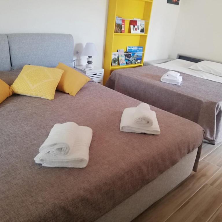 Flamingo Guest House- Rooms - Camera Familiare con Bagno Privato - 6
