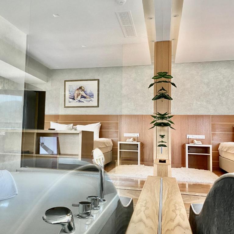 Hotel Bellevue - Deluks Suite - 3