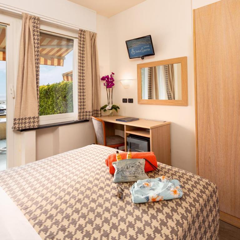 Hotel Laurin - Camera Singola Classic con Balcone e Vista Mare - 1