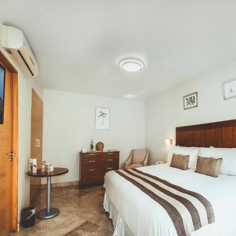 Hotel Parador de Alcalá - Habitación Deluxe - 2
