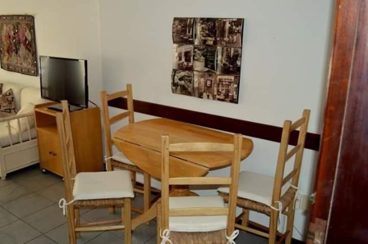 Punta del Este -Edificio Kennedy Apto 106 - Apartamento de 1 dormitorio - 11