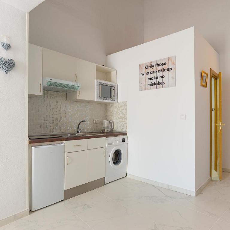 Nerja CityCenter B Terrace - Apartamento de 1 dormitorio - 7