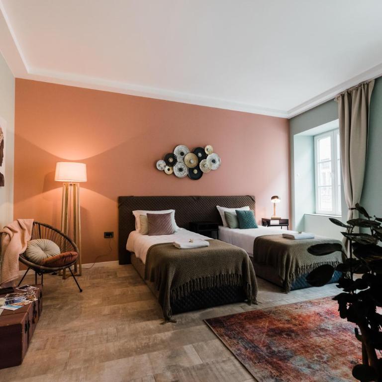 Square 19-Boutique rooms - Deluks Dvokrevetna Soba sa Bračnim Krevetom/Zasebnim Krevetima - 1