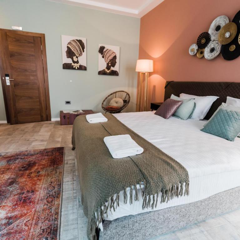 Square 19-Boutique rooms - Deluks Dvokrevetna Soba sa Bračnim Krevetom/Zasebnim Krevetima - 3