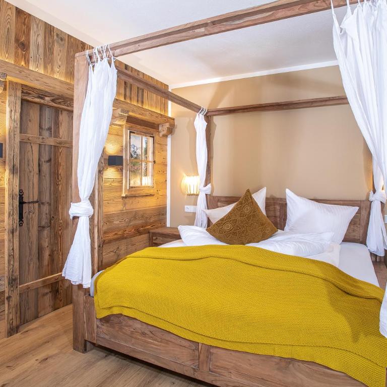 Gasthof Dorfwirt Sandgruber Ges.m.b.H - Großes Doppelzimmer - 5