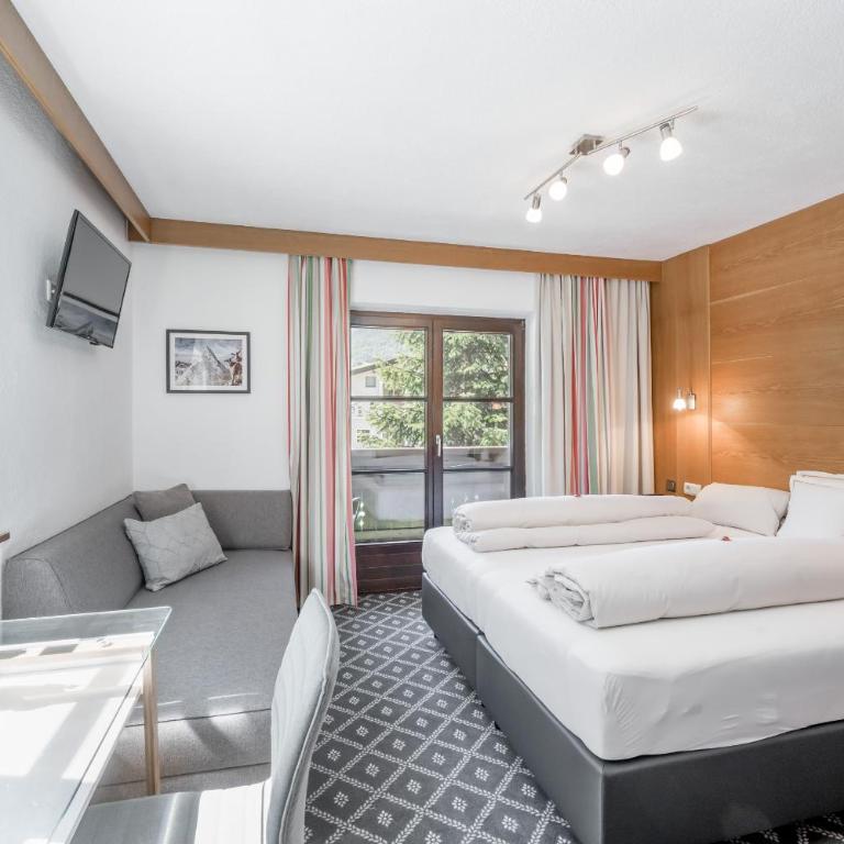 Corso`s Annabell - Bed & Breakfast - Doppelzimmer mit Balkon (3 Erwachsene) - 1