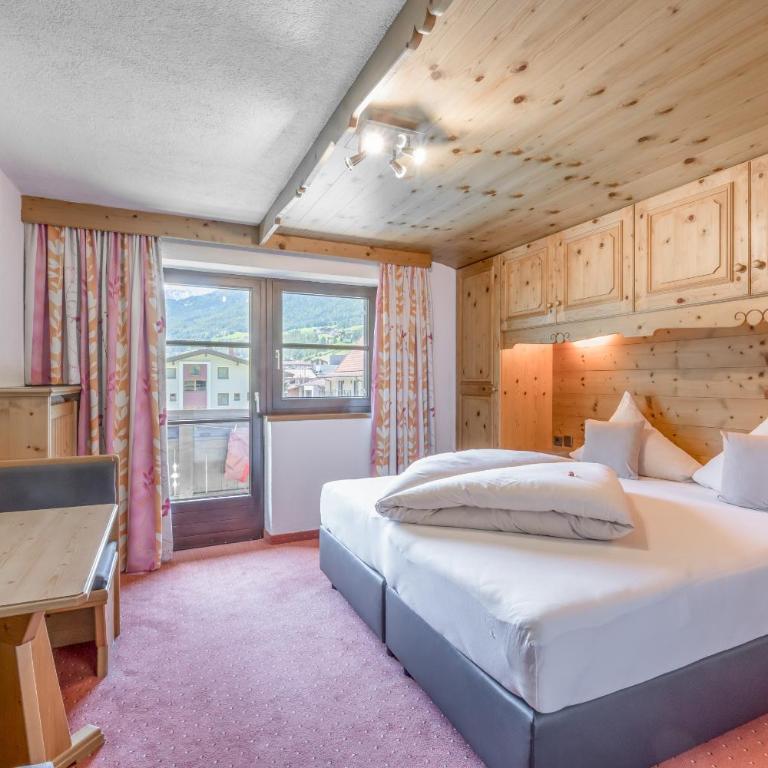 Corso`s Annabell - Bed & Breakfast - Doppelzimmer mit Balkon - 7