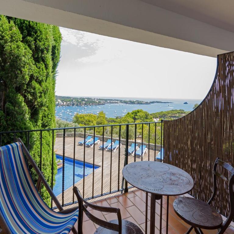 Hotel Rec de Palau - Habitación Triple con vistas al mar - 2