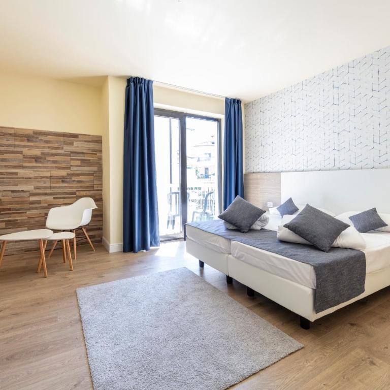 Arco Smart Hotel - Camera Familiare - 1