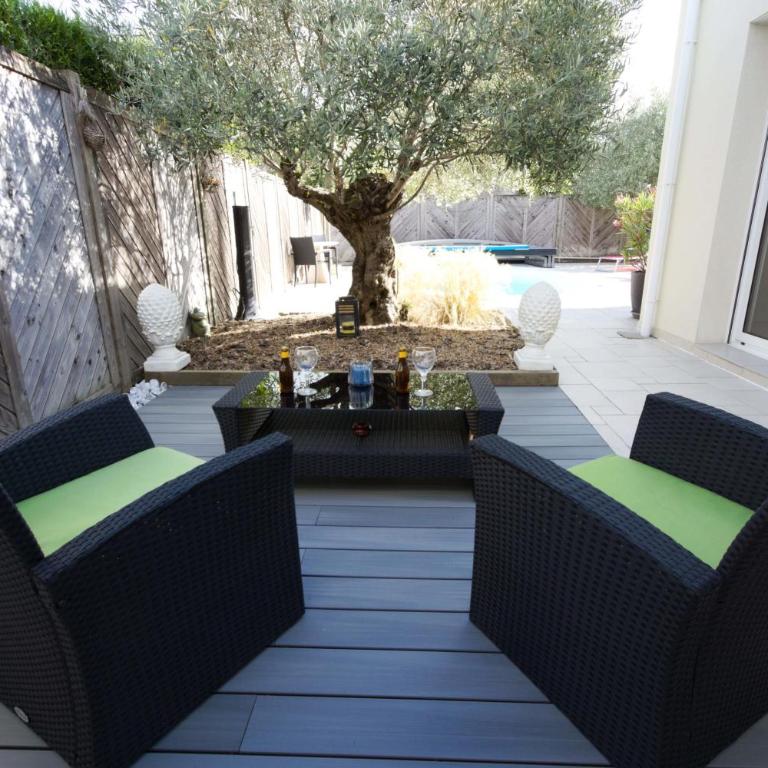Chez Victoria Nantes Erdre - Suite - Vue sur Piscine - 9