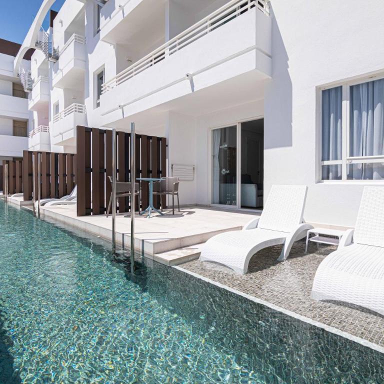 Cabot Hobby Club Apartments - Apartamento de 1 dormitorio con acceso directo a la piscina - 1