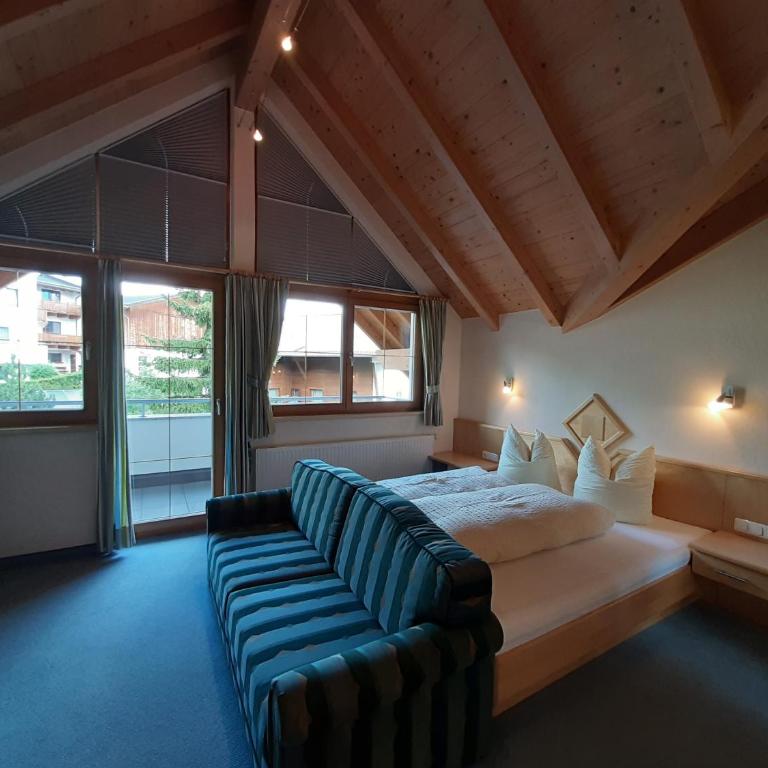 Haus Achenrainer - Appartamento con 4 Camere da Letto e Balcone - 2