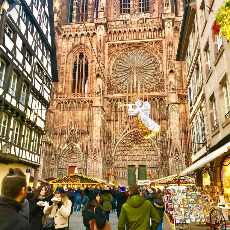 Cosy & quiet flat in historical lively center of Strasbourg - One-Bedroom Apartment - 2