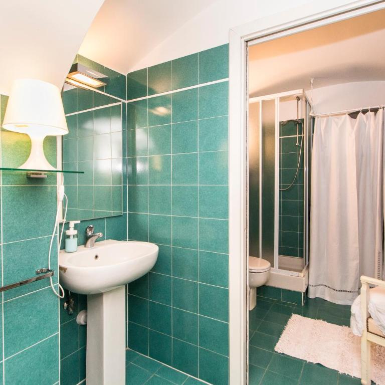 Golden Eagle - One-Bedroom Apartment - 3