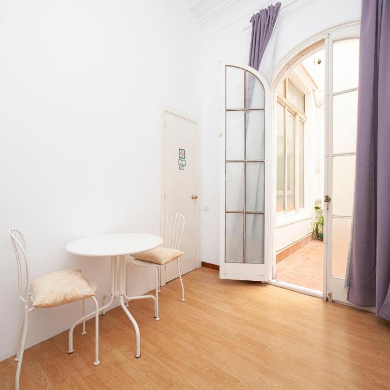 Fabrizzios Terrace Hostel - Standard Twin Room - 1